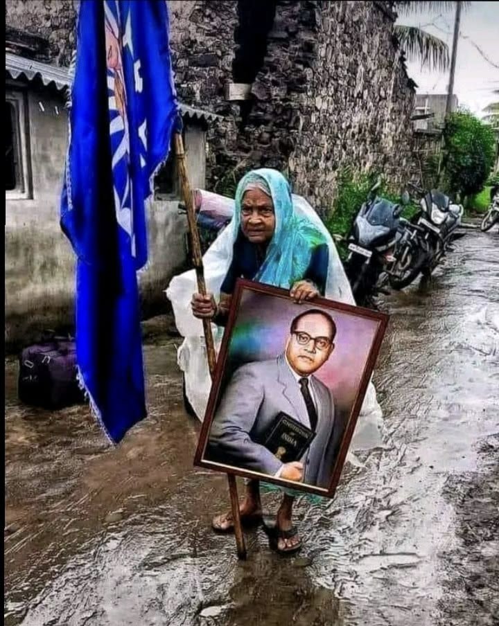 DharmaShield's tweet photo. The 'Jai Bhim' bug has reached every village." 🤣

New God : Bhim Rao Ambedkar 🤡 https://t.co/KI1Y7zty5Q