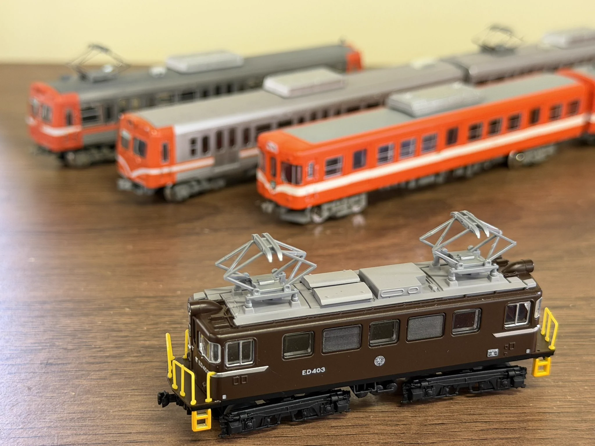 岳 南 電車