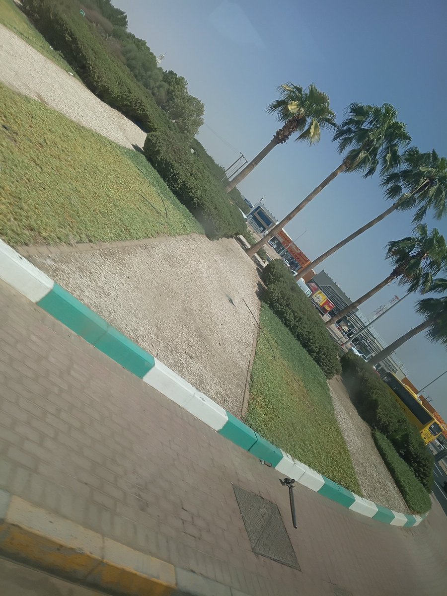 CrownDeGangsta's tweet photo. Abu dhabi, Al ain City https://t.co/af8O4nwEbw