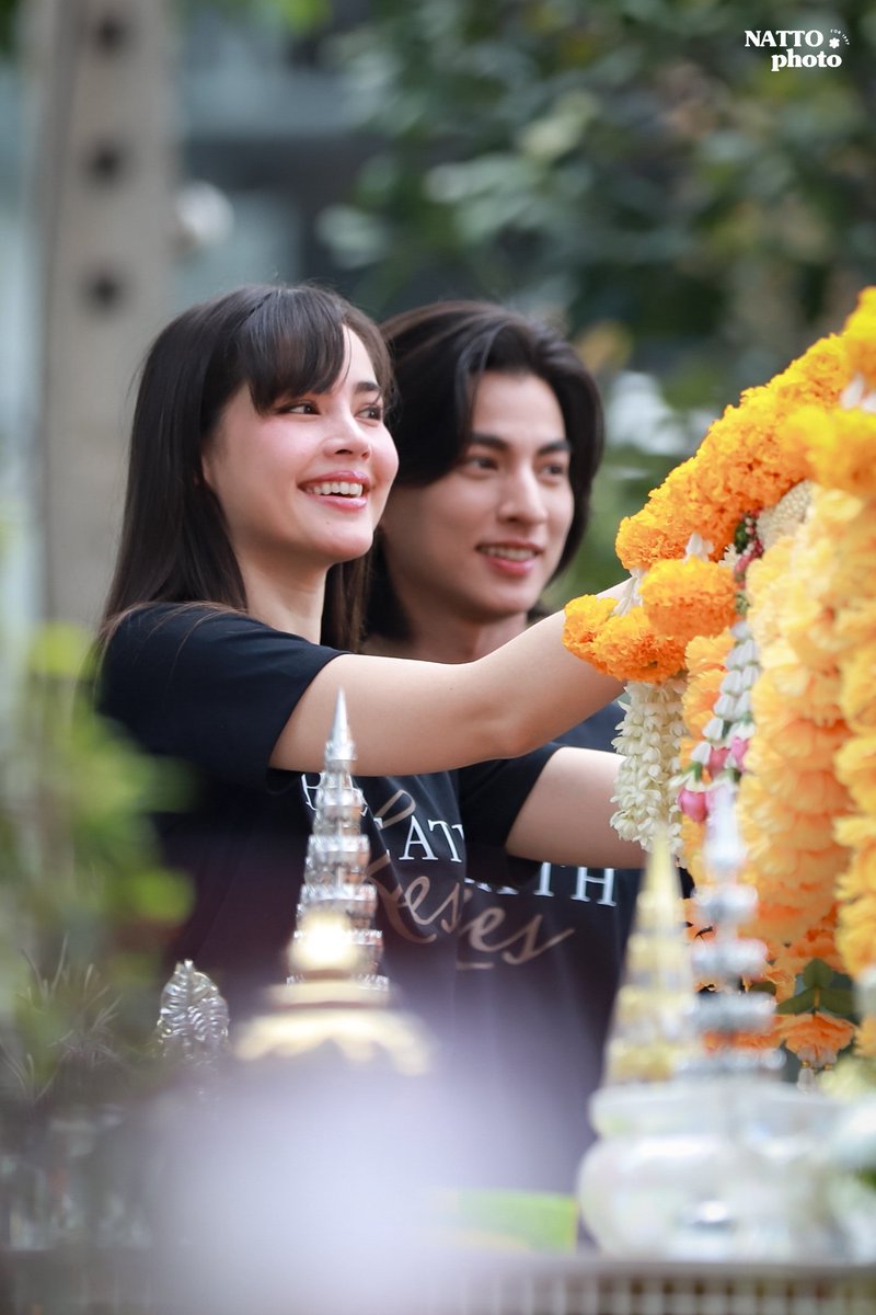NATTCattleya's tweet photo. น่ารักกันมากจัง 😍🫶🏻

GULF​ X​ BENEATHTHELIES​ WORSHIP
#บวงสรวงตะวันลวง​
#ตะวันลวง
#GulfKanawut
♡
#NATTOXGULF https://t.co/Oznp2hvUgE