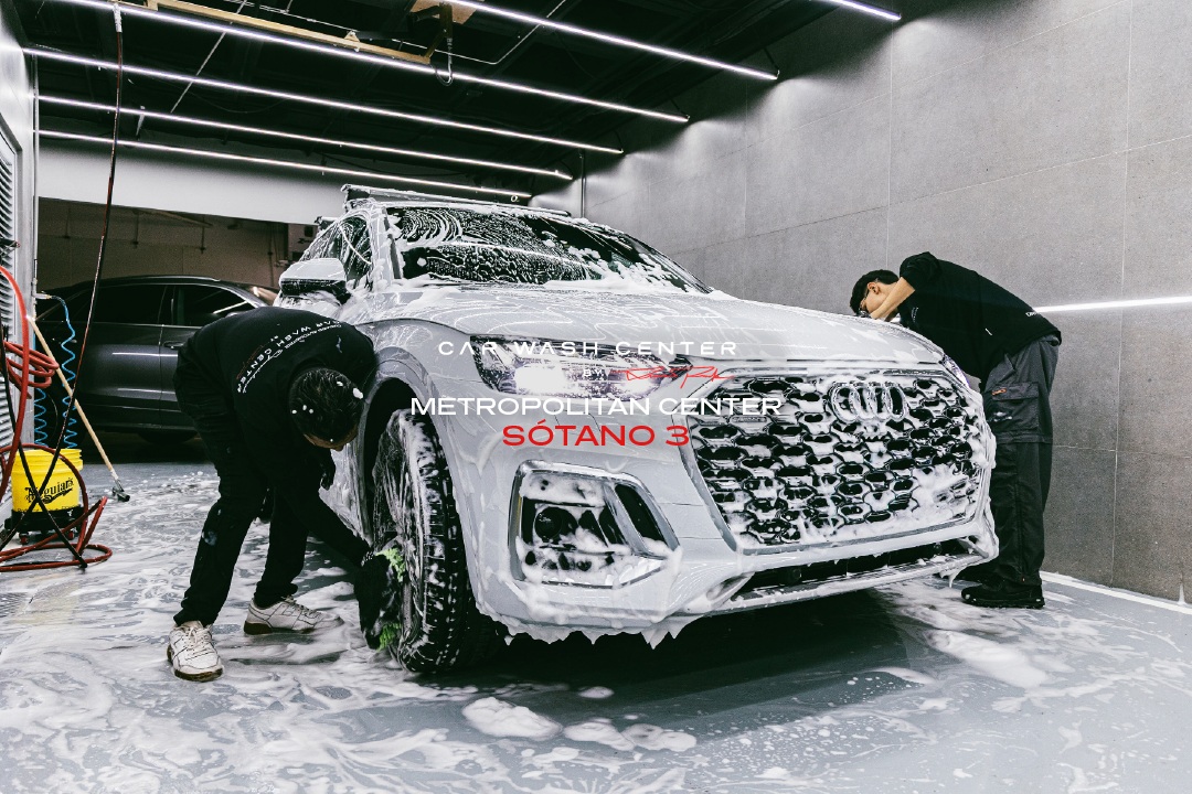 RonTolomeo's tweet photo. Your car deserves care in every detail. At Drivers Park, our premium car wash combines washing and detailing so your car looks as good as it feels to drive. Visit us at Basement 3, Metropolitan Center San Pedro. https://t.co/7smMB4fZQ3