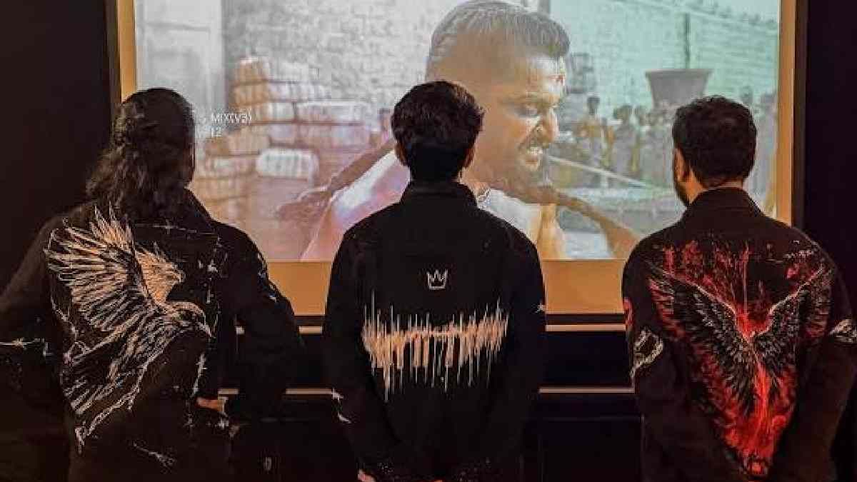 filmimagic's tweet photo. The Paradise: Nani, Anirudh and Srikanth Odela Turn Into the ‘Three Crows’
https://t.co/C0fHMgSCDq
#TheParadise #Nani #AnirudhRavichander #SrikanthOdela #ThreeCrows #SLVCinemas https://t.co/GhVa9inAVd