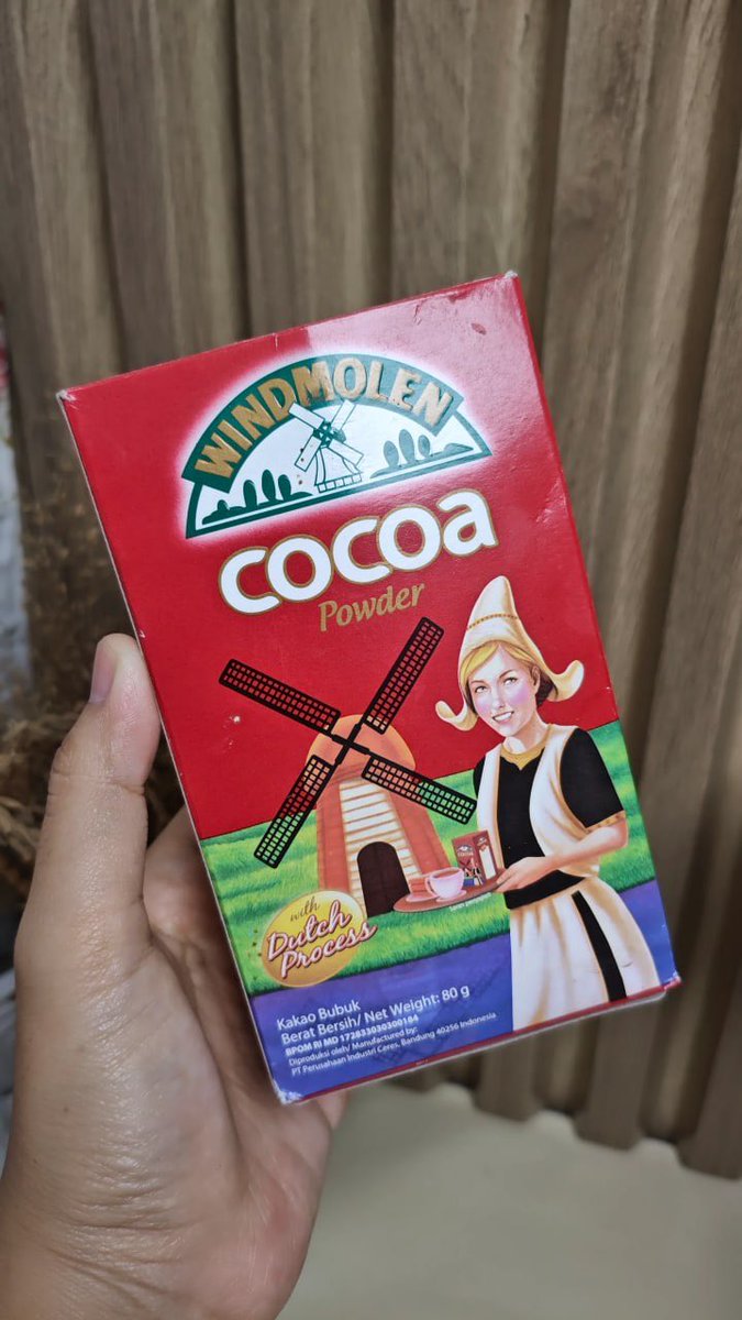 bluelagooonz's tweet photo. Plisss siapa yang ngide bikin resep minuman coklat ala starb*cks ini?!?? ENAK WEYYY, beneran creamy dan nyoklat bgt 🤤 https://t.co/snAhvXooKO