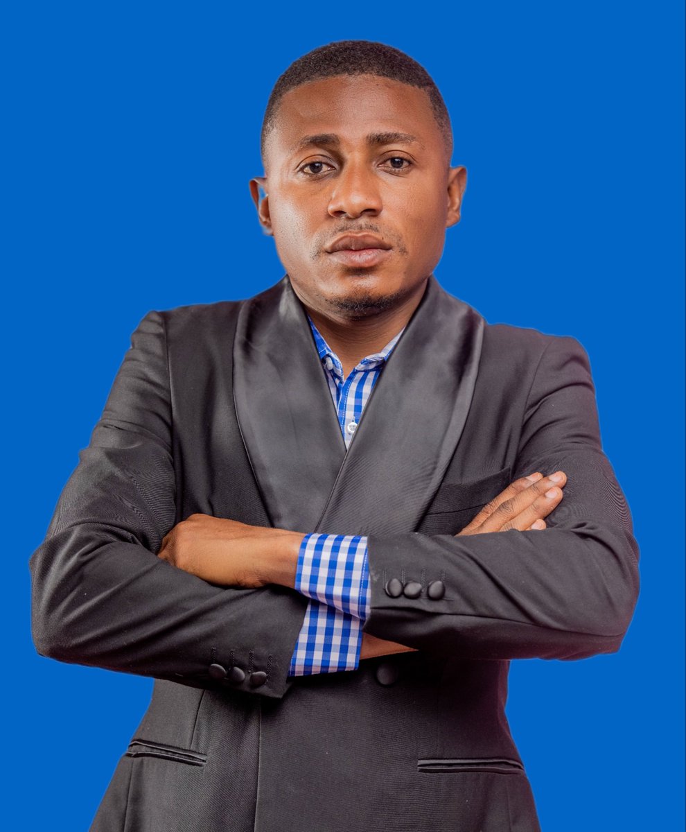 eliaslokeso33's tweet photo. Pour le Dr Christophe KAYOMBO, président du parti #ADDC : les inconscients réfléchissent à leur niveau, ils ne voient pas la réalité. Pour ma part, je ne vois pas quelle opposition pourrait faire partir #FélixTshisekedi. Tant que Paul Kagame reste au pouvoir et que la question sécuritaire à l’Est demeure au cœur de la situation régionale, Félix Tshisekedi restera au pouvoir.

@DrMaseka90512