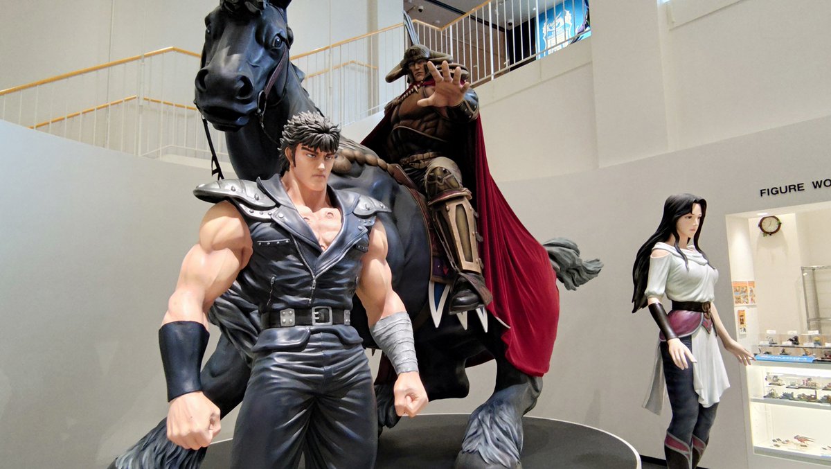 gbornjpn's tweet photo. それから海洋堂ミュージアムにも。

たくさんフィギュアかあって、パシャパシャしまくったけど、ガラスケースに反射して人が写り込みまくり。載せられない⋯(⁠ ⁠；⁠∀⁠；⁠)
ジャンルもさまざま、ジオラマとかもあってすごかったです。 https://t.co/s2Lv30QkZQ