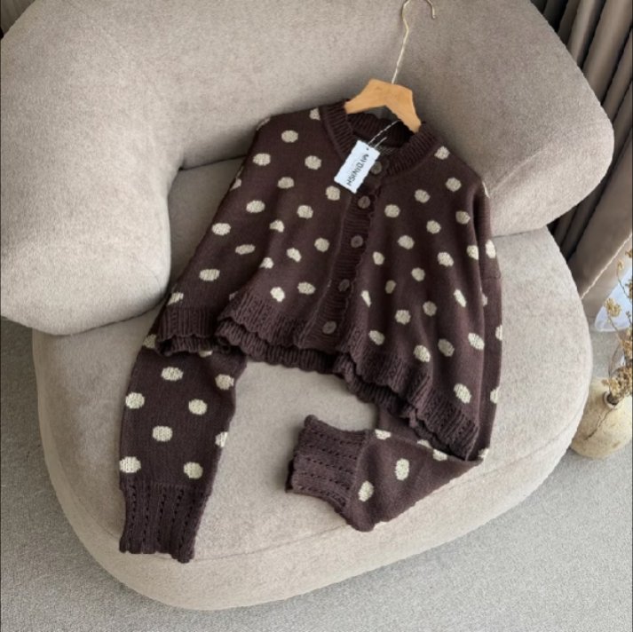 clynn__n's tweet photo. cardigan polkadot warna-warni begini lucu banget, pilihan warnanya juga cakep-cakep 🤍
https://t.co/oy6sp38Ir8 https://t.co/b0lkVqVk1t