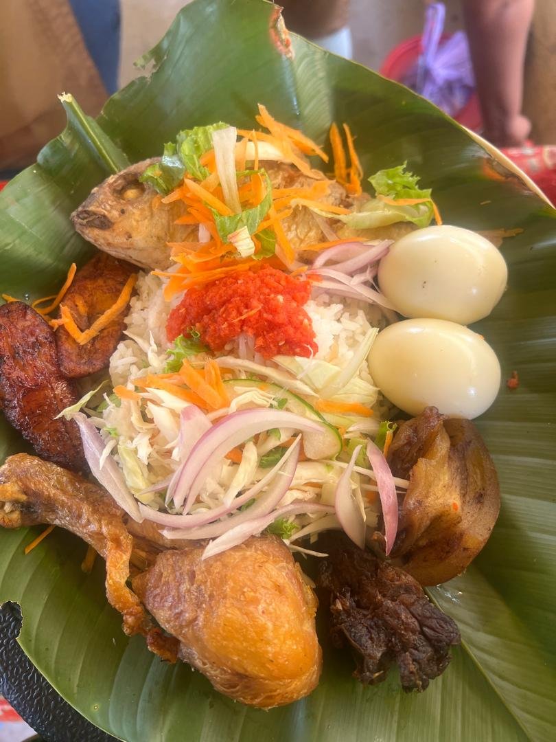 mba_oven's tweet photo. MBA Plain Rice available at 56 Nii Nortei Nyanchi Street Accra, Dzorwulu every Monday to Friday from 7am to 2pm.

Place your order NOW!

Call 0548861044.

#PlainRice #Chicken #Fish #Egg #Meat #Sausage #Wele #Spaghetti #Salad #Leaves #Plantain #Shito #Stew https://t.co/RQnTH2PwJs
