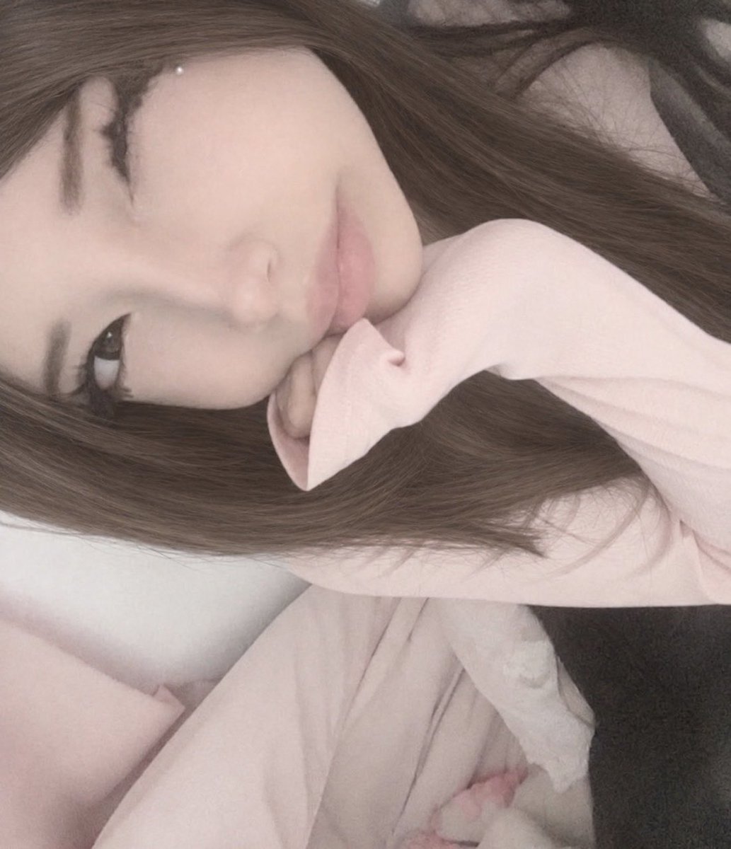 yourlovelykxtty's tweet photo. Felt cute 𐔌՞ ܸ.ˬ.ܸ՞𐦯 https://t.co/J4M2F2FLv8