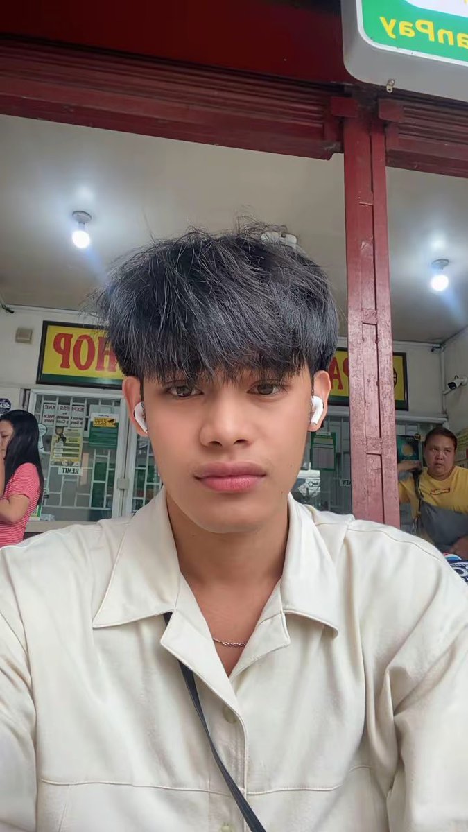 fogee21's tweet photo. Rainy morning guys!!!🥶
#notalter #ilonggo #iloilocity https://t.co/GdXpzU9agS