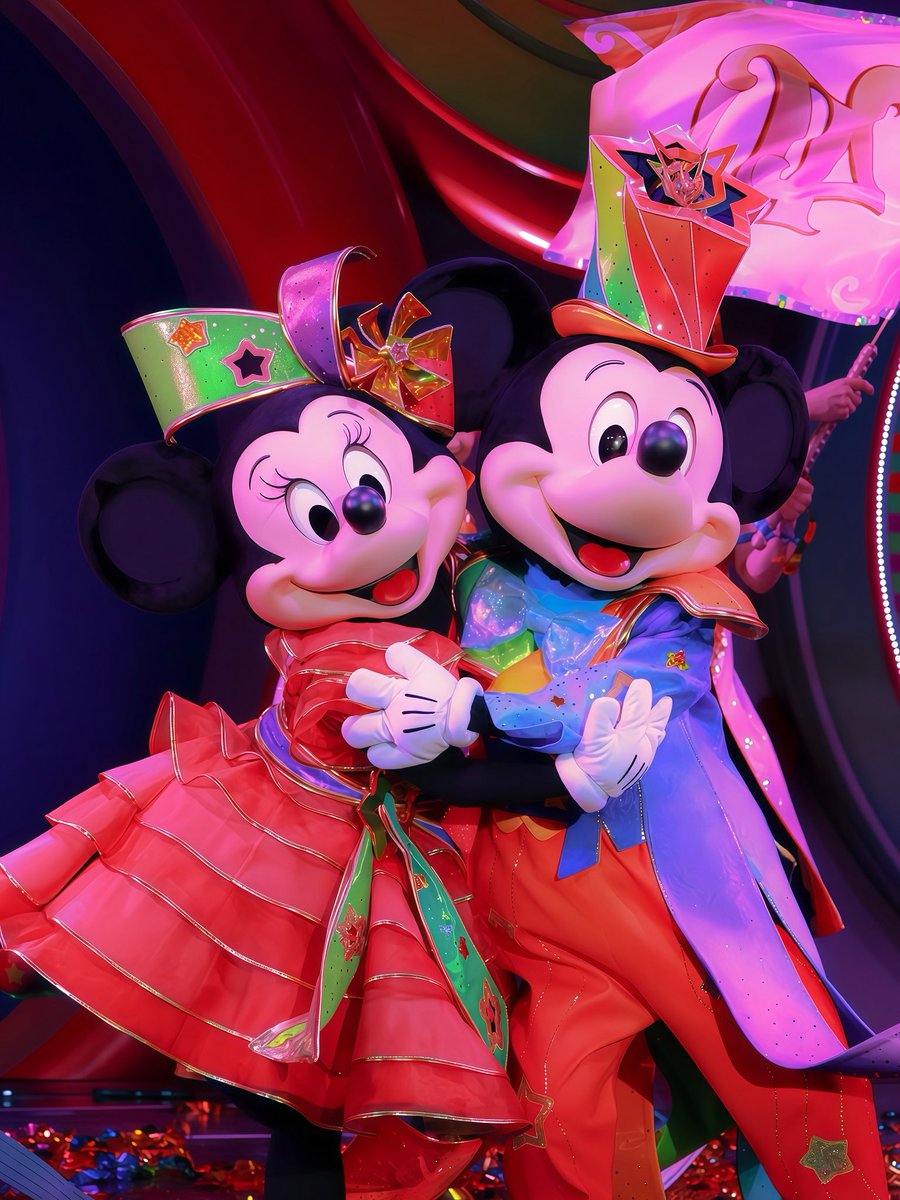 s23mlq's tweet photo. 3コマの流れほんとに愛おしくて涙流しながらシャッター切ってた(T＿T)♥️♥️ https://t.co/kzq6byl9EV