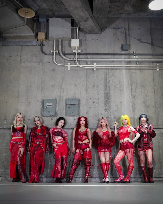 Sony_Musiclive's tweet photo. 2026.09.18
HANA 1st TOUR 2026
“Born to Bloom”

OSAKA-JO HALL DAY2

NEXT🌹>>>
NIPPON BUDOKAN

#HANA
#BorntoBloom https://t.co/mNntSztref