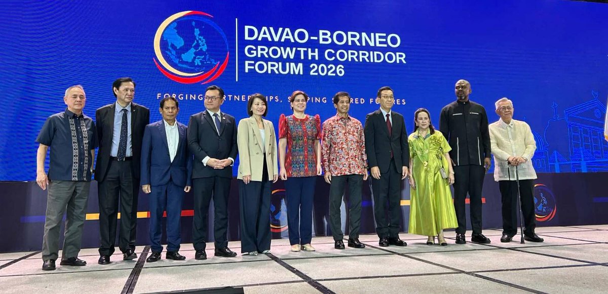 ValienteNews's tweet photo. NEWS UPDATE: Personal na dinaluhan ni Vice President Inday Sara Duterte ngayong araw ang Davao-Borneo Growth Corridor Forum 2026, na ginanap sa SMX Convention Center sa Lanang, Davao City.
#VPSara #VPSaraDuterte #DavaoBorneoGrowthCorridorForum2026 #DavaoCity https://t.co/r5pSjtdyBY