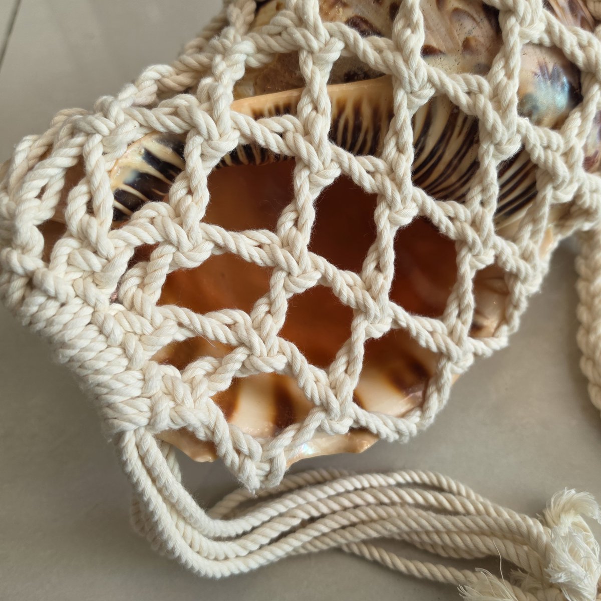 gauze_62045 tweet picture