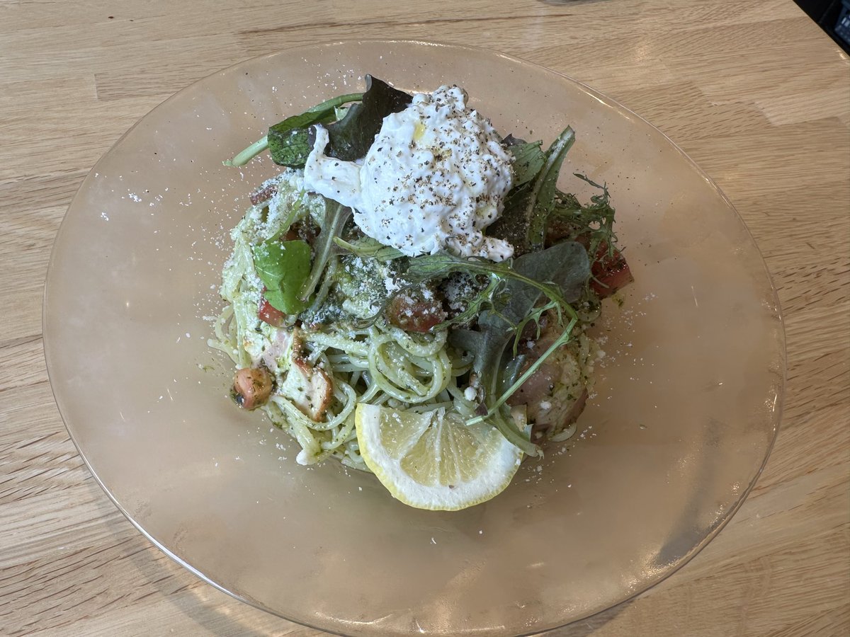 Fw892I's tweet photo. さすがにパスタ https://t.co/wxiaKpVC0o