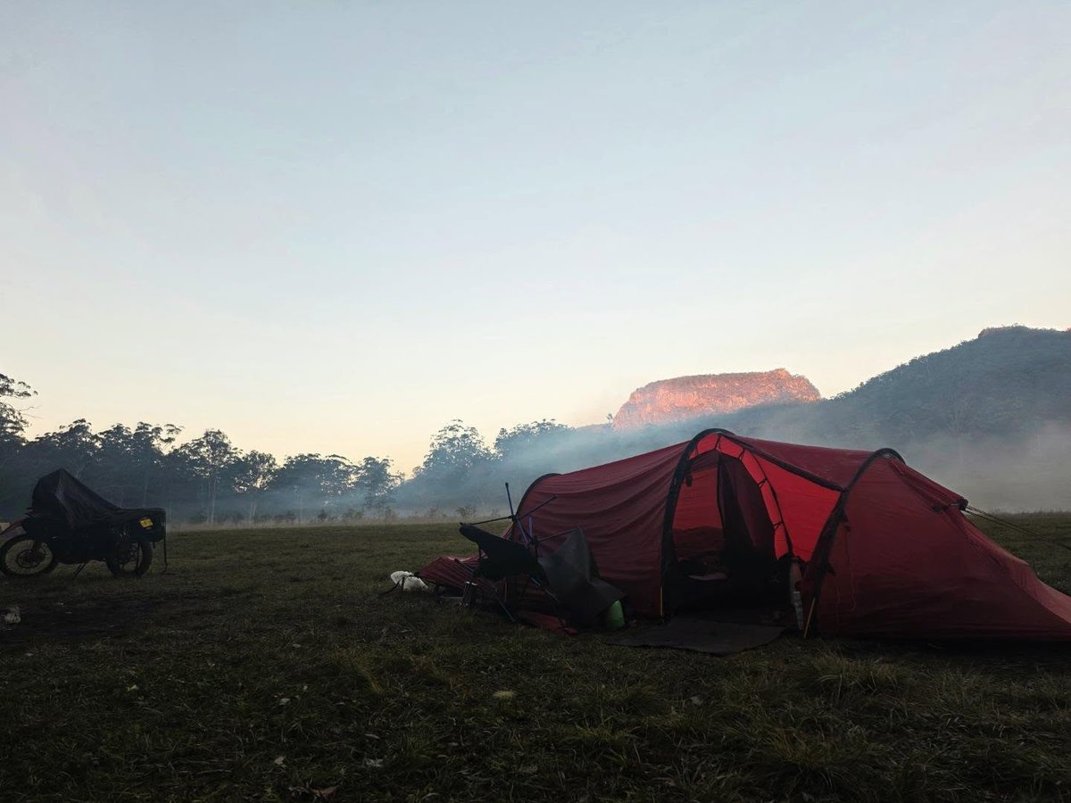 TonitaEmbejun's tweet photo. The joy of motocamping. https://t.co/7vgmGS5qAL