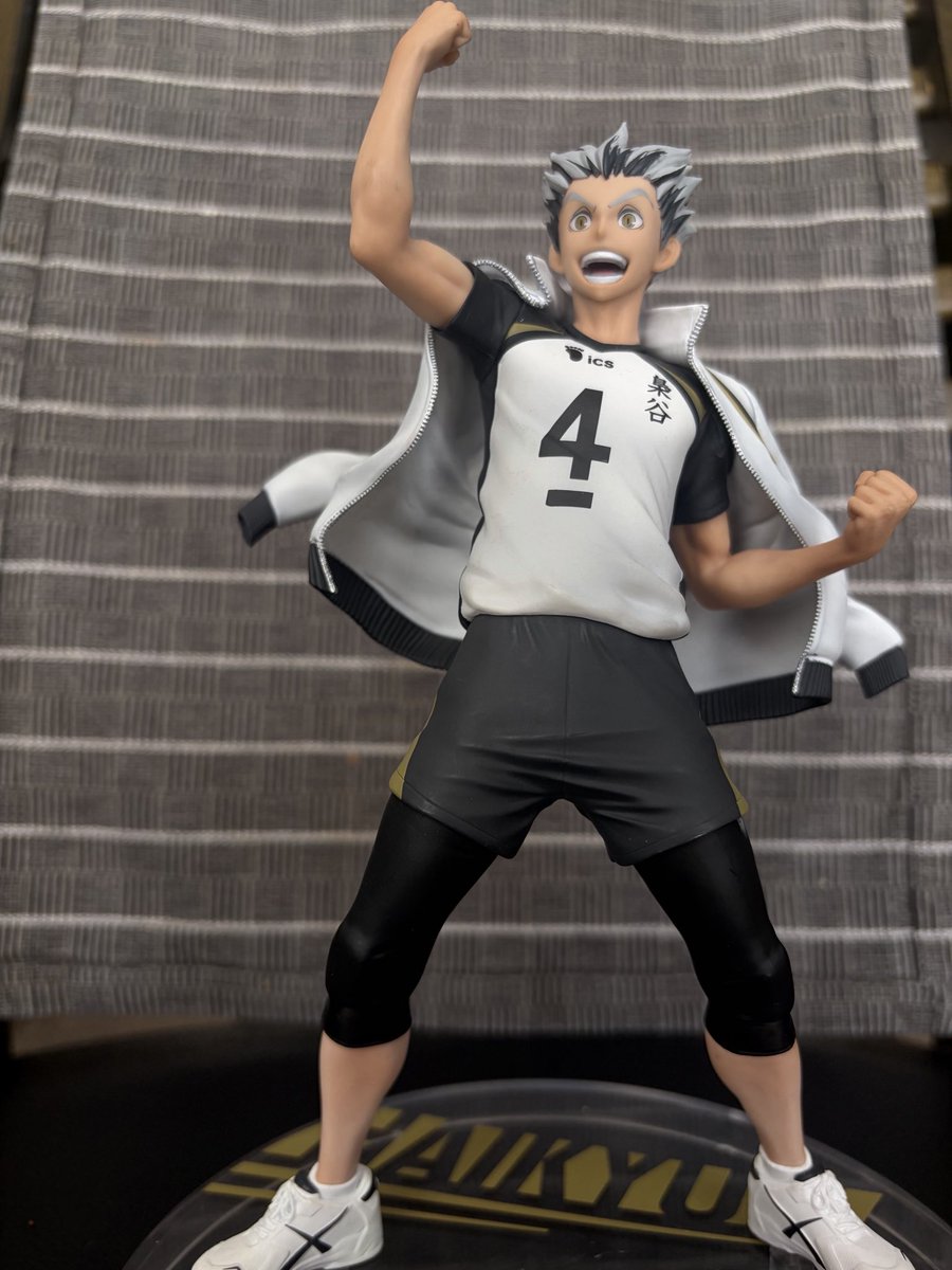 RiN1012r's tweet photo. 人生初フィギュア買った
カッコよすぎるね https://t.co/LpEmownJyy