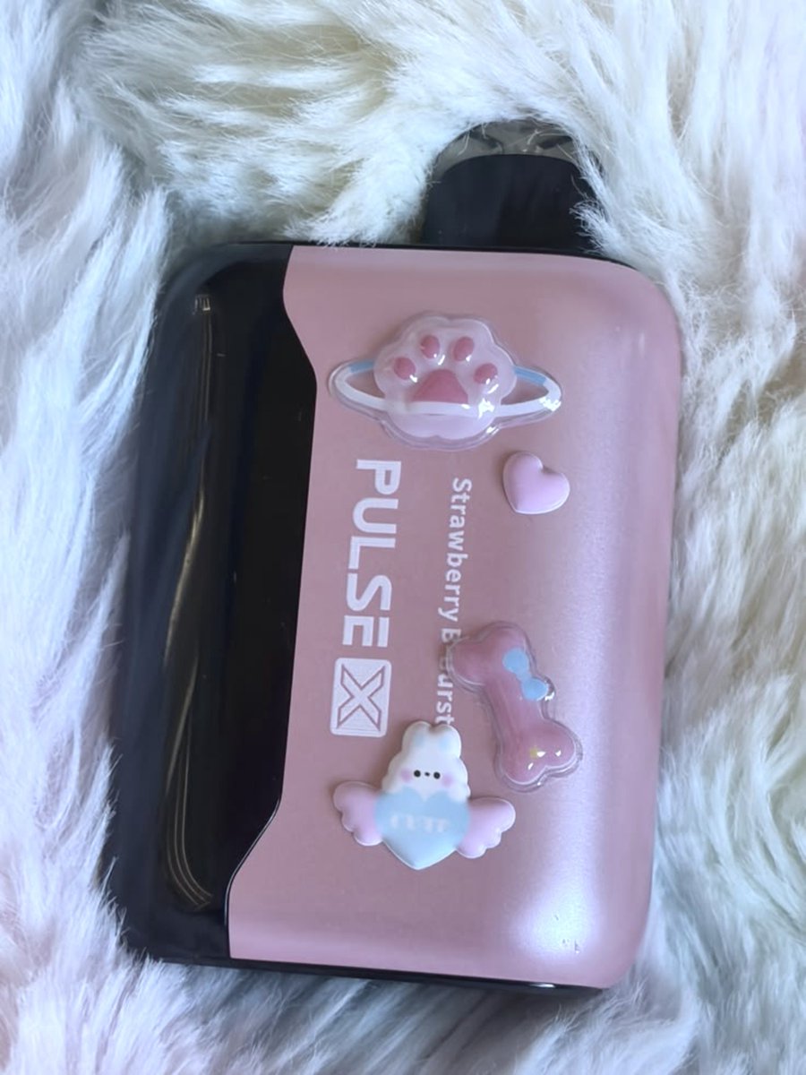 OLLIEOKI's tweet photo. ㅤ
comprei um vape novo e quero baforar na cara de alguém.
ㅤ https://t.co/AG4WZyyR5M