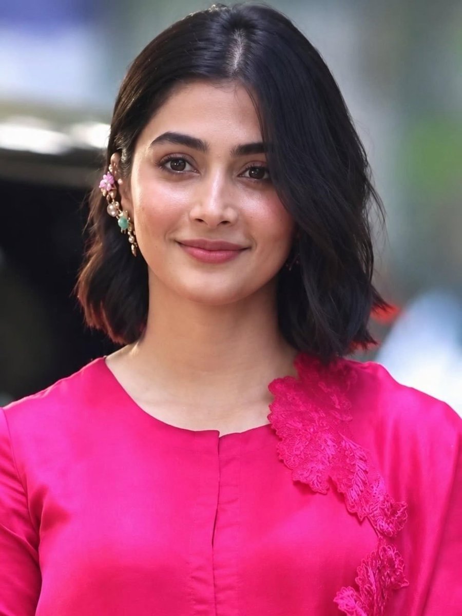 UditGangwar04's tweet photo. Pooja Hegde cute 💕💕 💕
Good Morning everyone ☀️ https://t.co/XktFf8vXBA