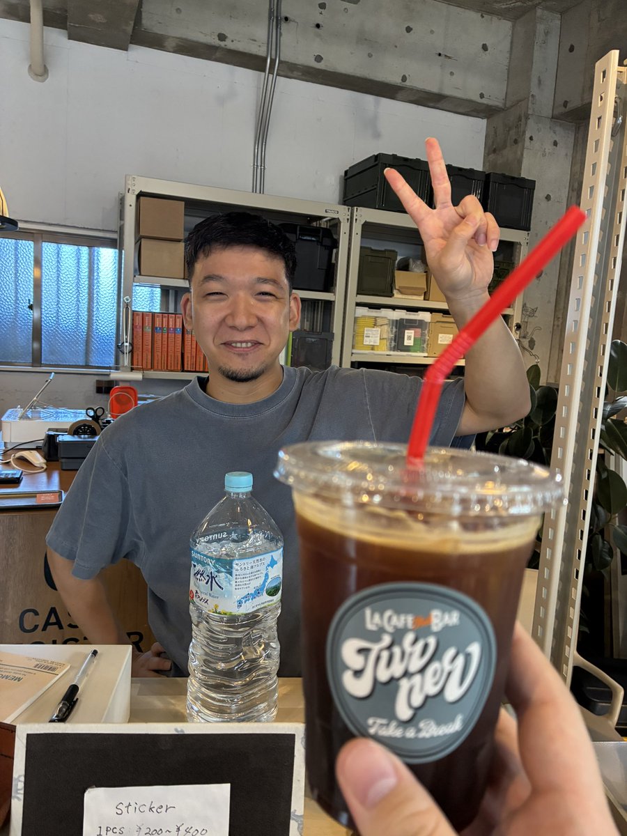 haromatsudo's tweet photo. 卒業生が那覇でコーヒー屋さんやってて尊敬
しかもとっても美味しかった！
沖縄旅行がある際には是非 https://t.co/yg2f5z4wB7
