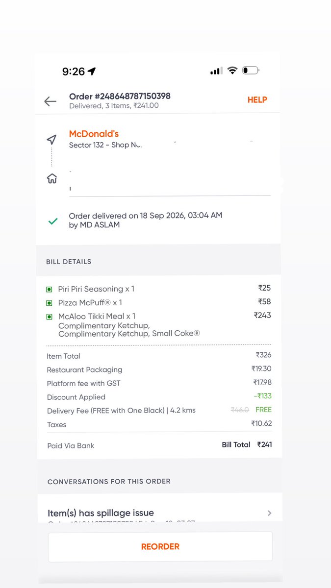 lowkeyprashasti's tweet photo. @Swiggy @SwiggyCares @McDonalds @mcdonaldsindia this is what you serve after i order from your guys after showing that my order is cancelled and then delivering it anyways??? https://t.co/uDFrPLAeWH