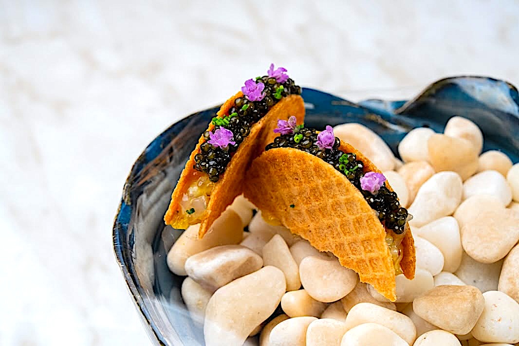 EATPIA's tweet photo. サンプリシテ 代官山 / フレンチ
Simplicité, DaikanYama / French

『白エビとキャビアのワッフル』
“Waffle with Glass Shrimp and Caviar”

https://t.co/TmeE4W97W5 https://t.co/micuJUAopm