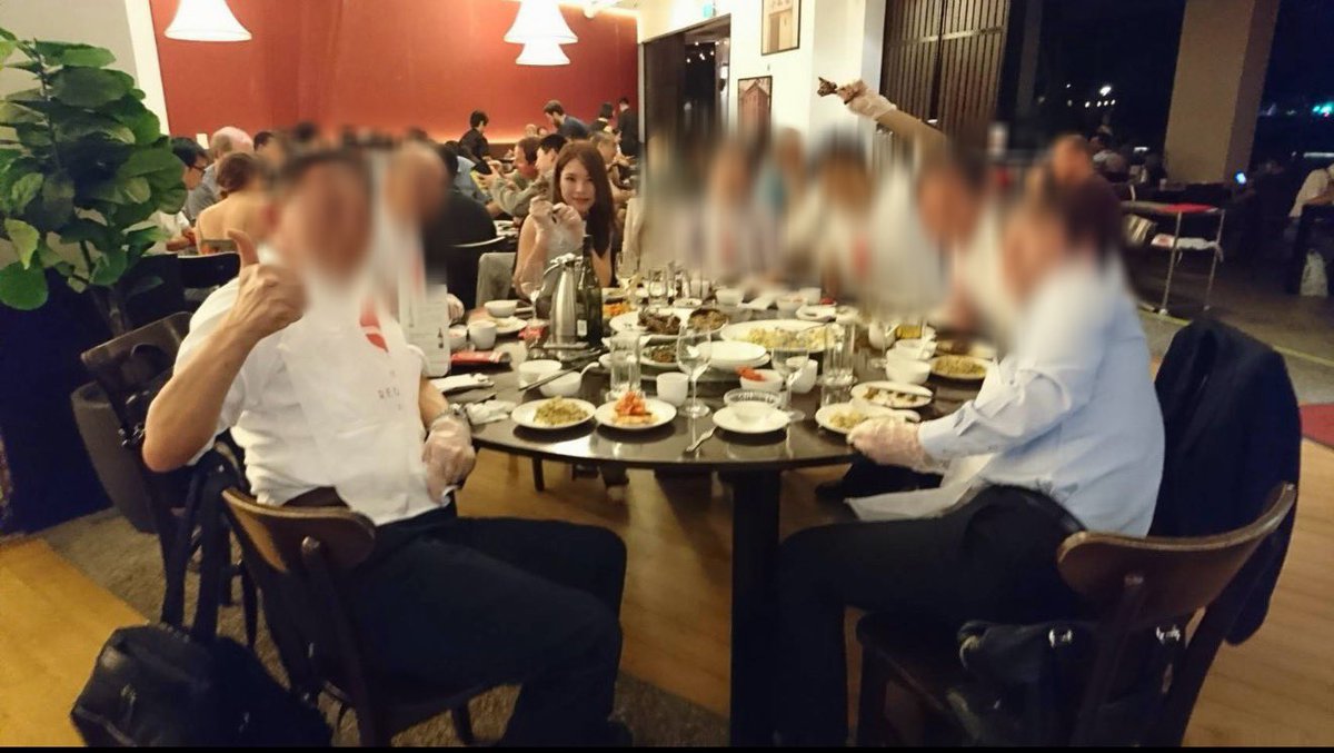 Cryptobanker_Z's tweet photo. こちらは、外資系の開発案件の実査か何かで、シンガポール出張に行ったときの写真です✨

普段は外資系ファンドが国内不動産を取得する際の、数億〜数十億のNRL組成を中心に担当していましたが、案件によってはこうして海外に出張することも。

敬愛する三菱の部長や上席に帯同して海外支店巡りもできたのは、とても良い経験で、今も心に残っています✨