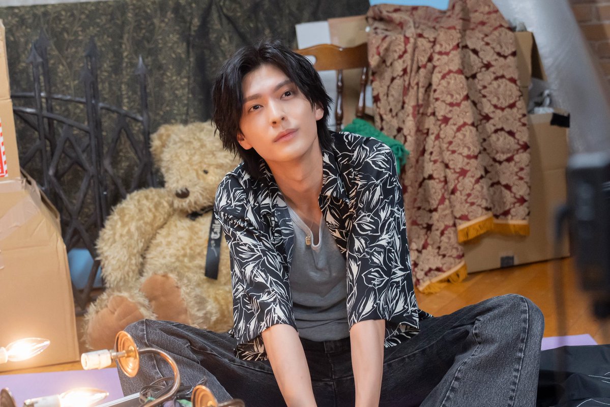 fuuta__ss's tweet photo. ドラマ
「仮面教師～妻を亡くしたその日から」
中林晃士役酒寄楓太です。

演劇部部長です。
演劇って最高なので演劇部嬉しい

10/7放送スタートです
お楽しみに〜
#仮面教師 https://t.co/uGHCNmWWWk