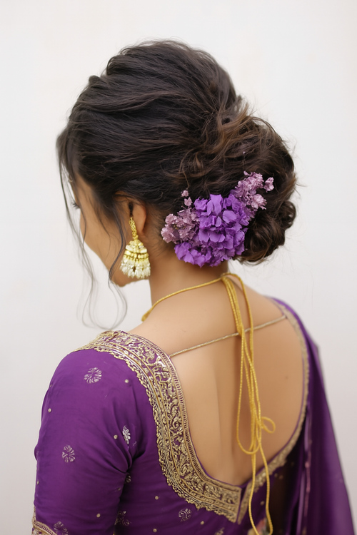 ThreadsWerindia's tweet photo. Pair bun hairstyles with chunky earrings for bold ethnic glam. π Explore tips: https://t.co/oYzITguXG1
#BunHairstyleIndia #ChunkyEarringsStyle #EthnicBeautyLooks #Threads https://t.co/wEH5A44Kvy