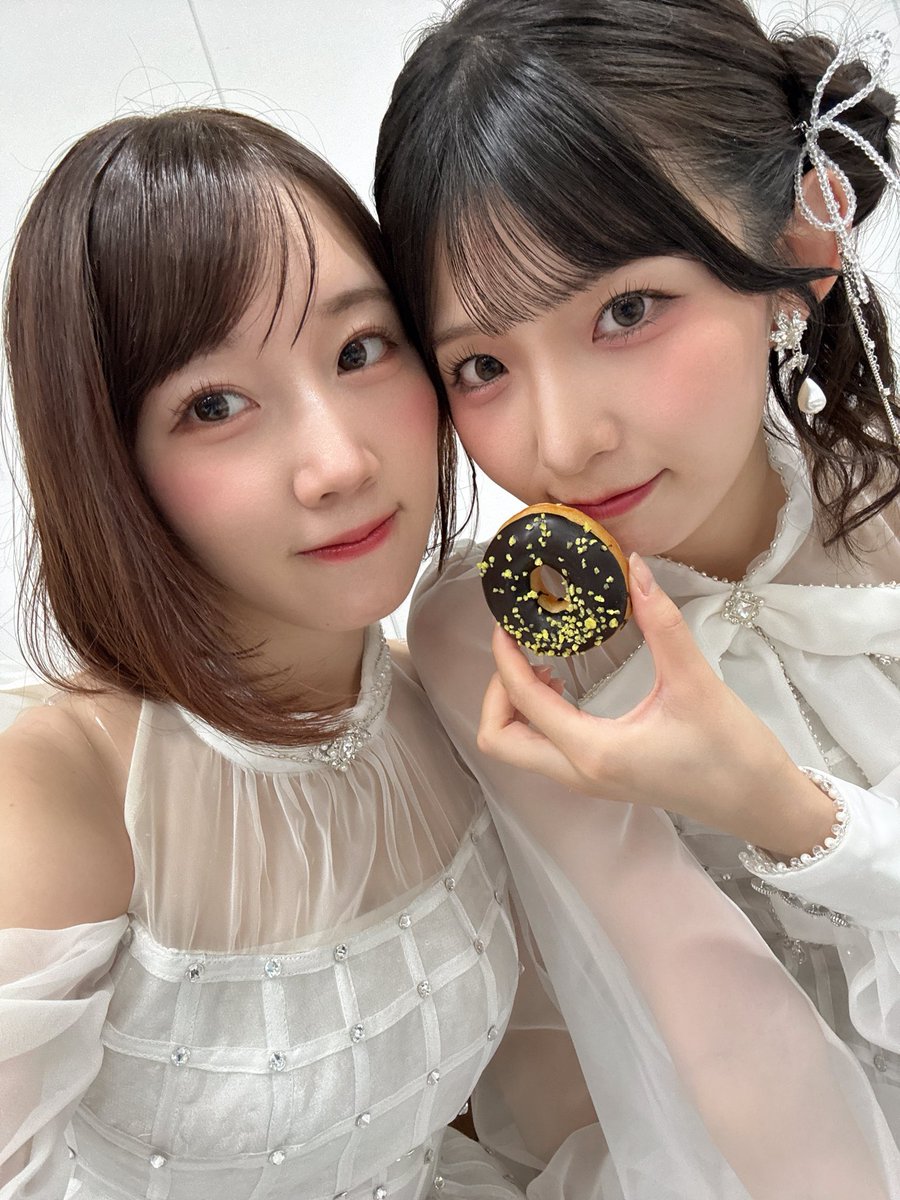 k_cocoa1128's tweet photo. ⛄️冬服に着替えたら⛄️
リリースイベント

9/22@香川
10/7@広島だいすき駅地下広場
10/25@兵庫 阪急西宮ガーデンズ
11/21@ららぽーと福岡

ステージ、特典会お待ちしておまります🙌💖
楽しみ〜瀬戸内でリリイベあるー！！！
欲を言うと全部会いたいけど、、🤫
会えるの楽しみにしてるよ~
 #STU48 https://t.co/GVp2aOkt6a