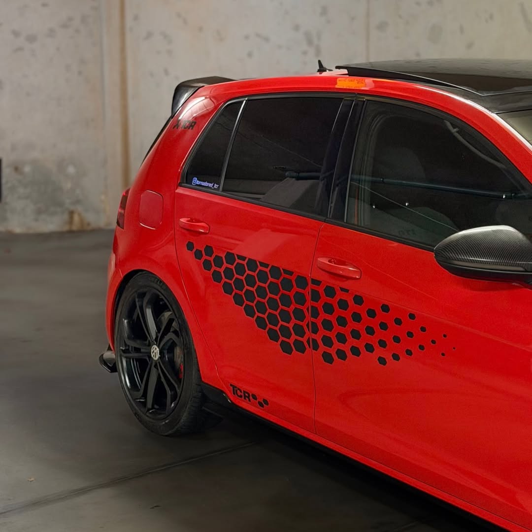 Kristophercgv5's tweet photo. MK7. 5 GTI TCR! Rate this TCR! https://t.co/E6EYAIOYdq