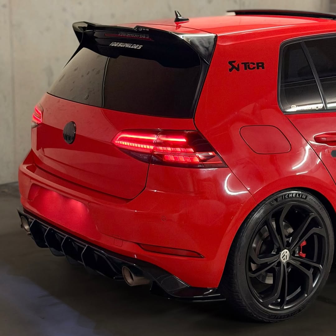 Kristophercgv5's tweet photo. MK7. 5 GTI TCR! Rate this TCR! https://t.co/E6EYAIOYdq