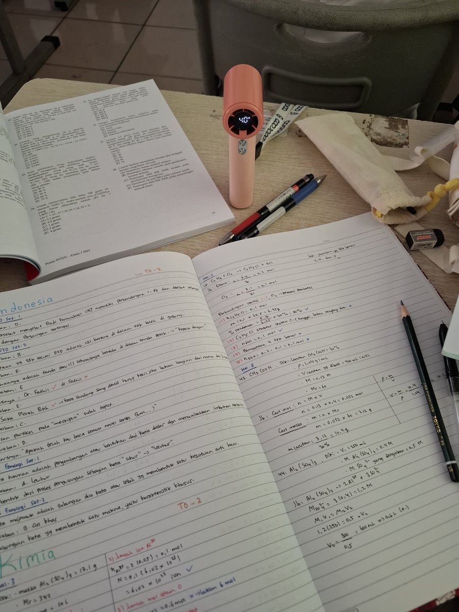bluegreeenz's tweet photo. lagi pm biologi but im still do progress ;)) https://t.co/o8cxuUMrlL