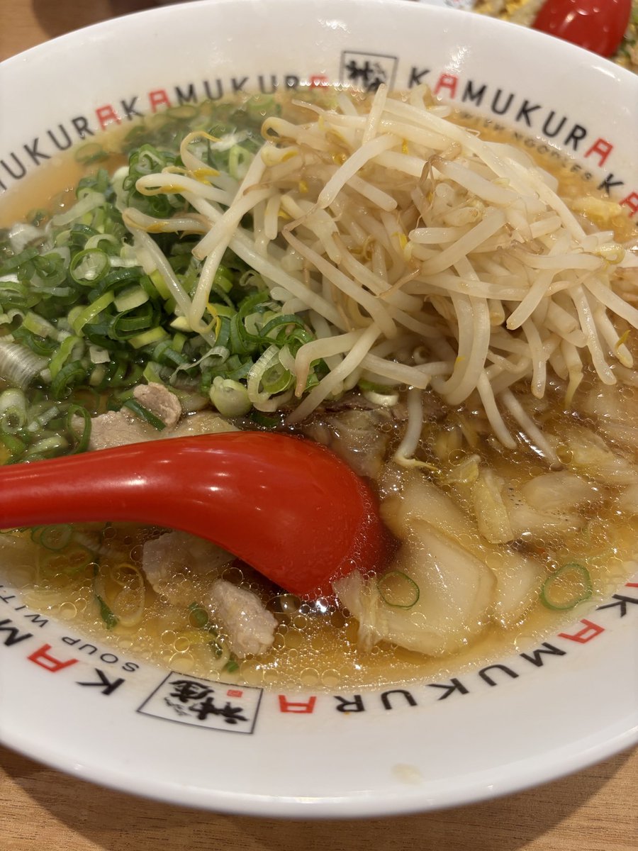pupuko_mabi's tweet photo. おひるぅ
さすが連休前。病院とんでもないひとのおおさだった https://t.co/n2l7PFS26u