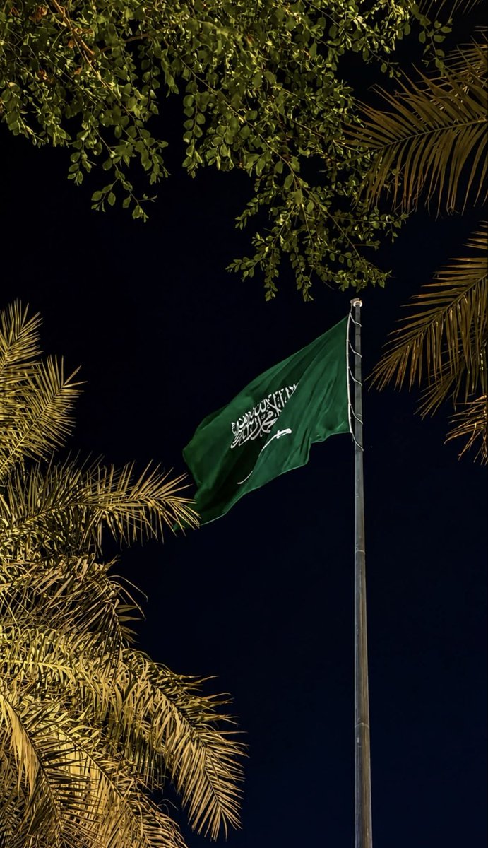f_ooosh's tweet photo. في ذرى الله ثم ذرى آل سعود 🇸🇦🇸🇦 https://t.co/yiaaxY3nXC