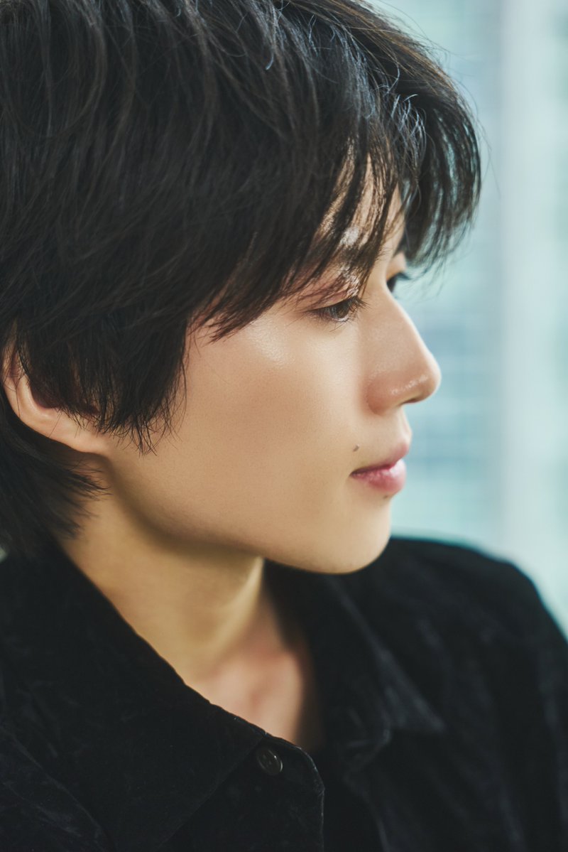 fast_japan_'s tweet photo. #奥智哉 さんのアザーカットを公開📸

透明感あふれる表情から、
妖しい光の中で魅せるどこかミステリアスな眼差しまで。

彼氏感満載の
美しい横顔もぜひご堪能ください✨

@yatsuhaka_movie

#FAST  #八つ墓村 https://t.co/xuZ4mNiSsL