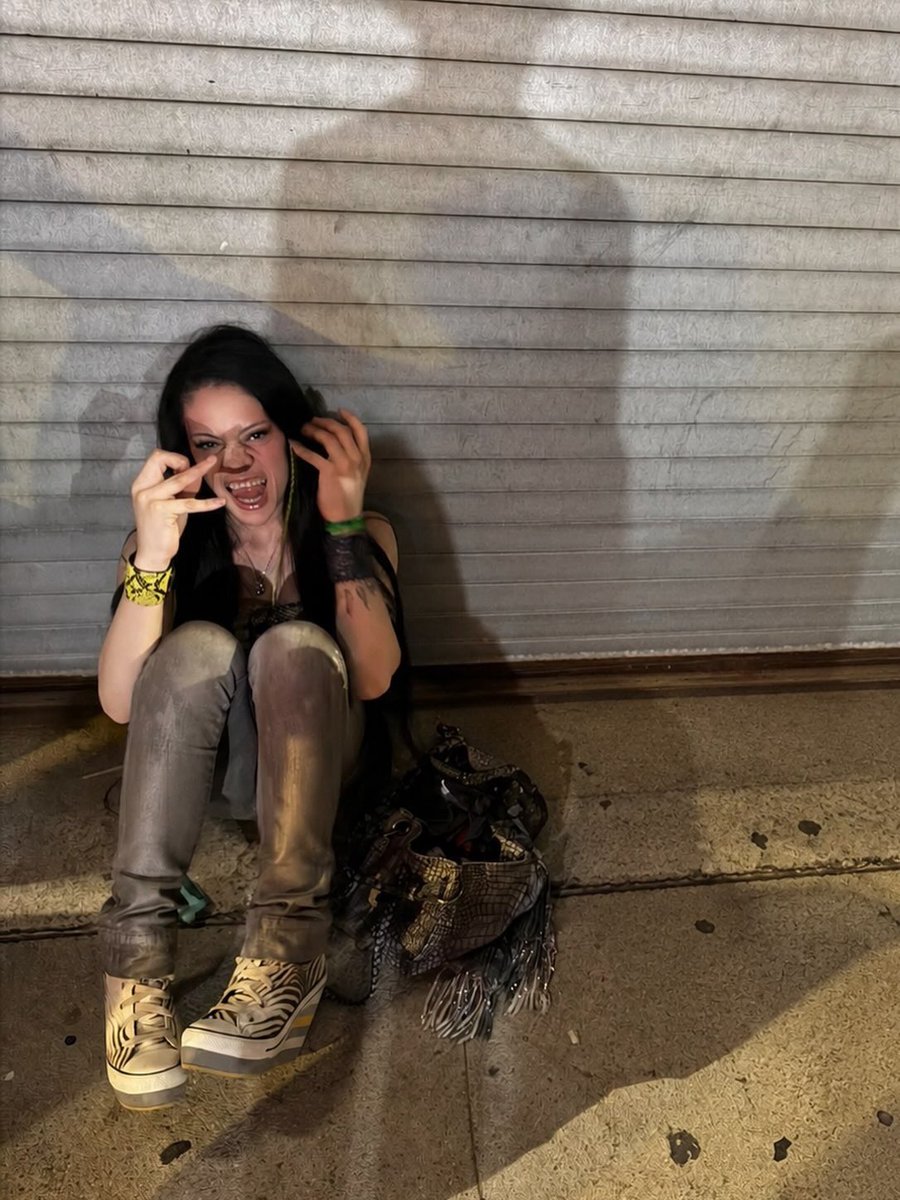 kingk4rmaa's tweet photo. nyfw https://t.co/ddmLJb2eD9