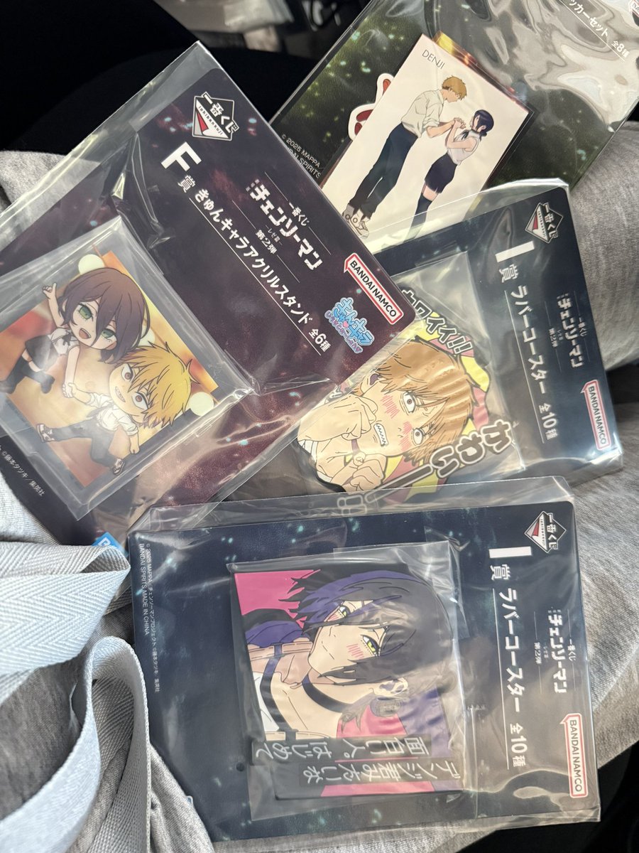 hinakouu's tweet photo. 下位賞ゲットできただけでも嬉しいと思うか…
もう帰って不貞寝します、、。 https://t.co/5P0DEmtYrT