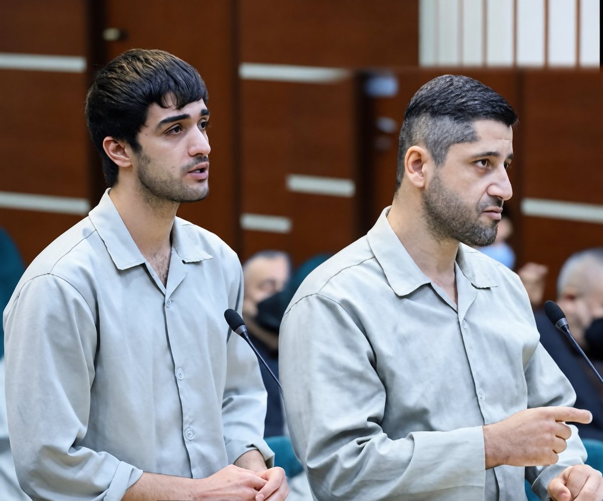 ariaban_84's tweet photo. بی معرفت نیستیم فراموشتون کنیم.
به یاد جاویدنامان مهدی کرمی و محمد حسینی https://t.co/1oZqJHur6F