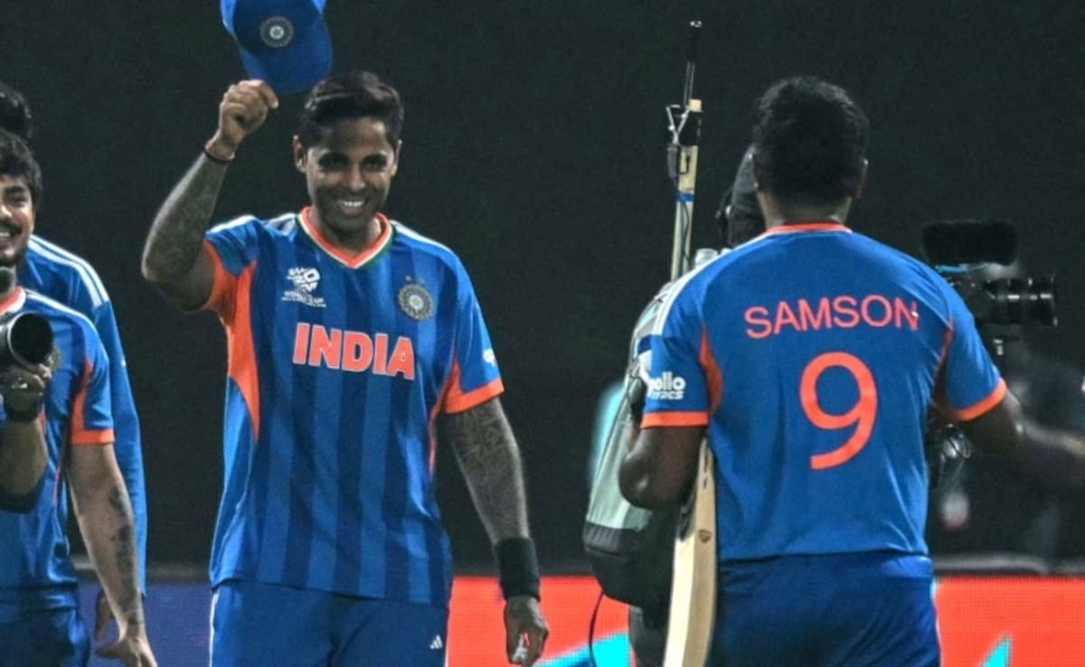 SigmaIshan's tweet photo. Sanju Samson surpasses Suryakumar Yadav to become third most six hitting indian T20 batter 
430 sixes in 334 games
Surya has 429 in 347 games https://t.co/ozRCBE6hZY