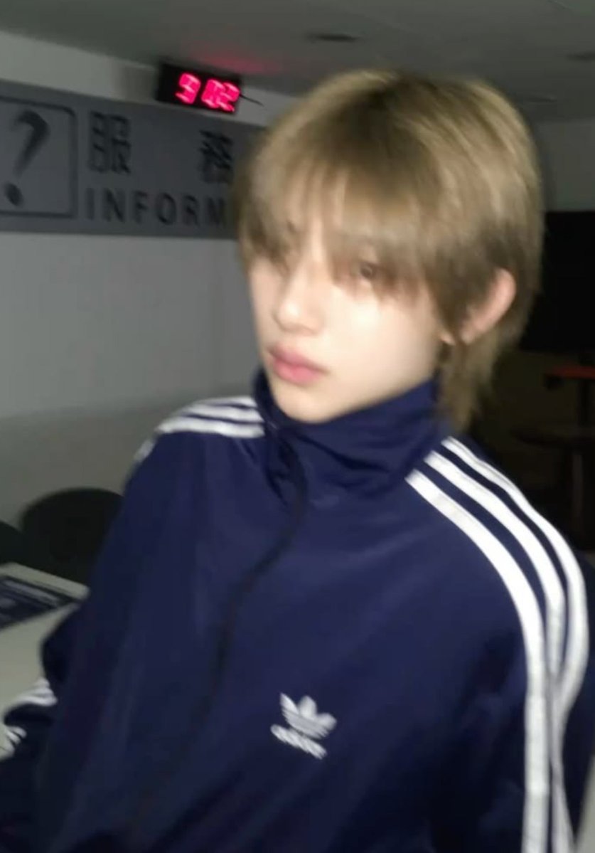 cortis_zip's tweet photo. juhoon pictures that sit at the same table https://t.co/MQgu26LmZ6