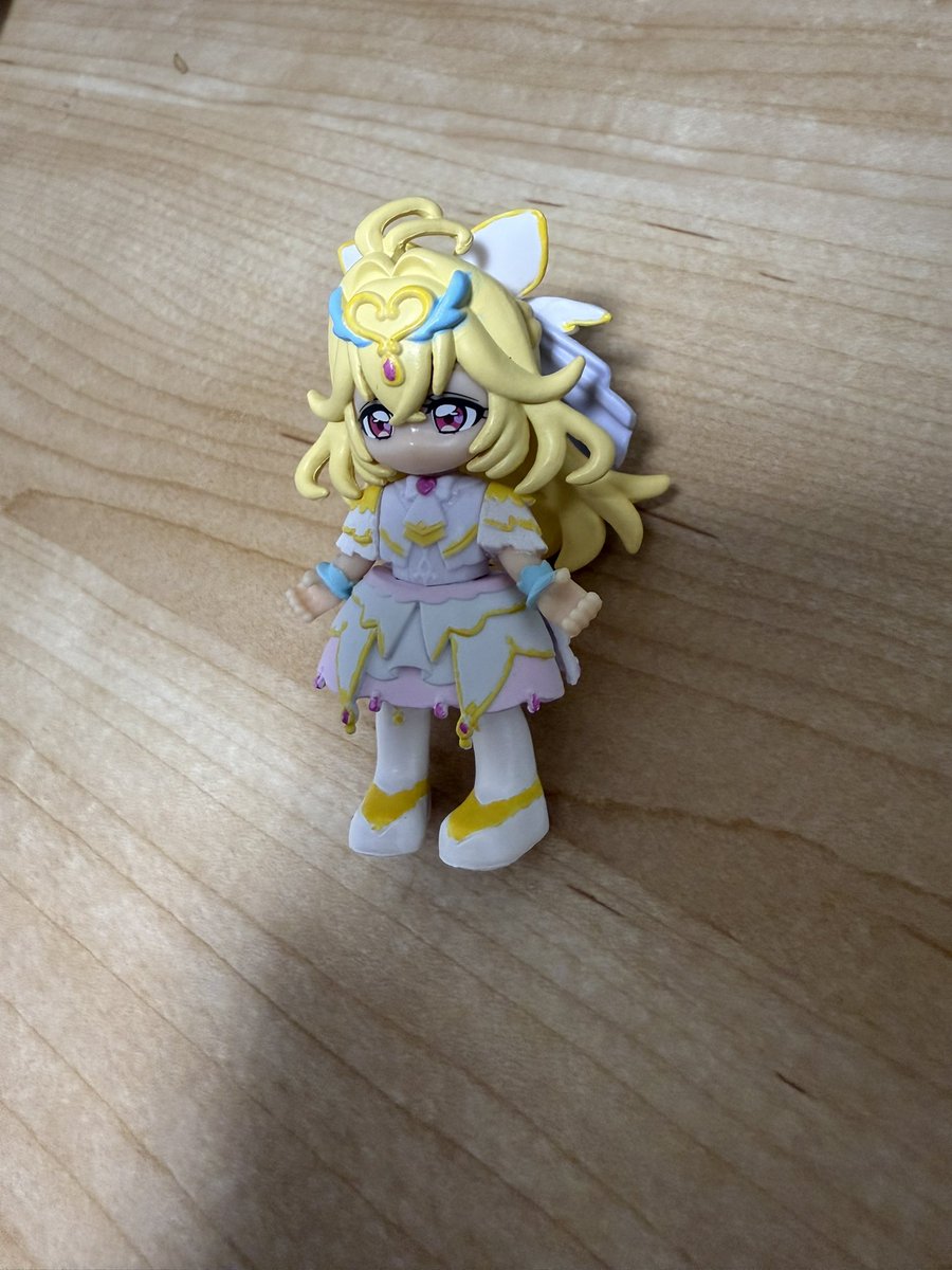 tyronew185's tweet photo. 娘のフィギュア塗装完了。
親になるには必須スキル。 https://t.co/VXCtmbL7Ez