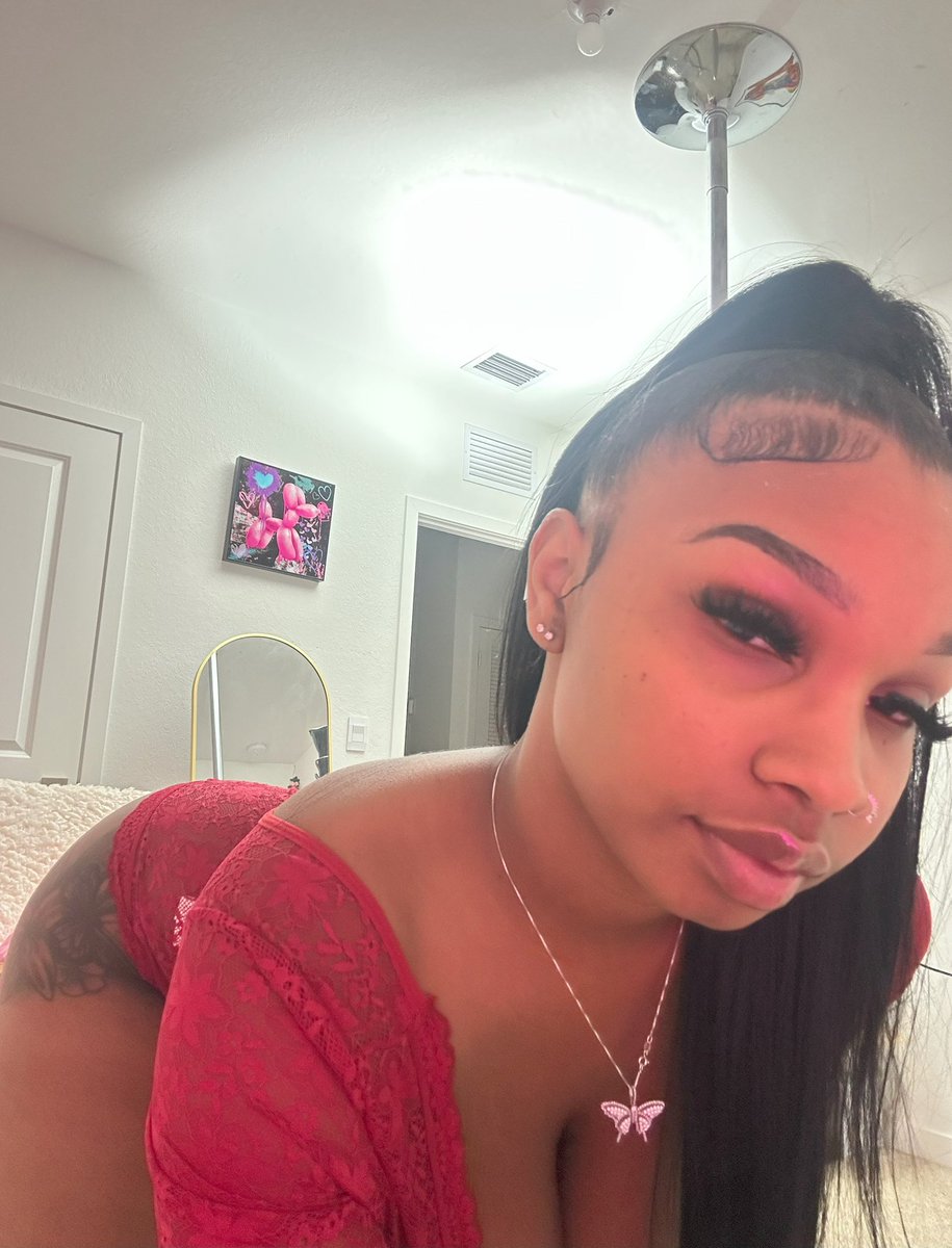 saintnamy's tweet photo. Who’s up?

#bronxnyc #wataa #freak #facetimeshows #nsfwtwtًً https://t.co/ekB7To7dpO