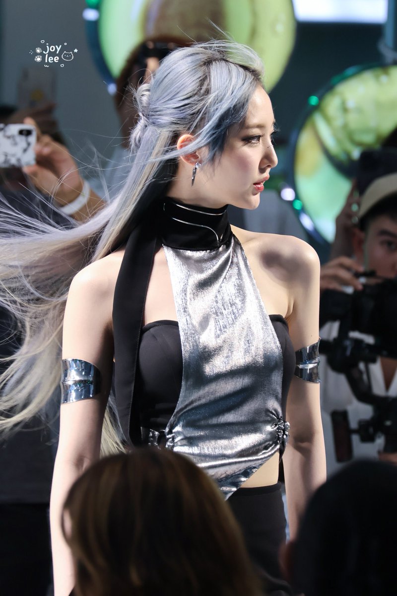 amisammmmmmmm's tweet photo. ความสวยชีเว่อได้ขนาดนี้เลยแหละ Cr. in pic https://t.co/TtcYwKGY79
