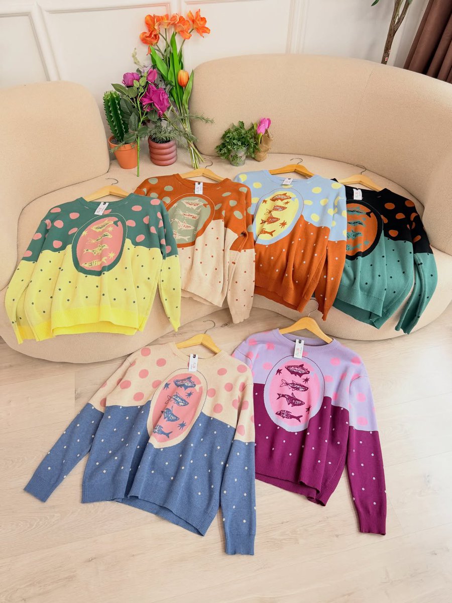 stayinhoran's tweet photo. MOTIF IKAN TUH GEMES BANGET GA SIH APALAGI VERSI KNIT YANG COLORFUL GINI 😭😭😭 https://t.co/quni9fUBa3