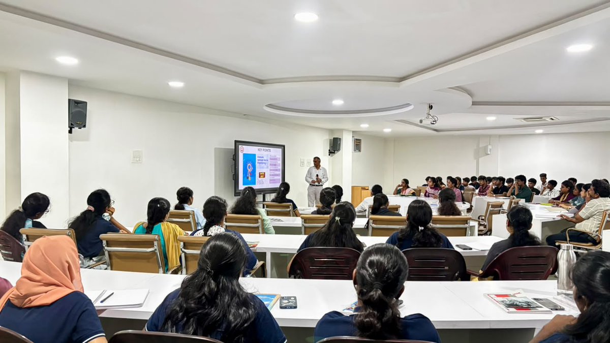 Gate27iitm's tweet photo. IIT Madras conducted GATE - JAM Outreach Programme at Kalaignar Karunanidhi Institute of Technology, engaging students and creating awareness about GATE &amp; JAM opportunities. https://t.co/WKaGXPfgNs