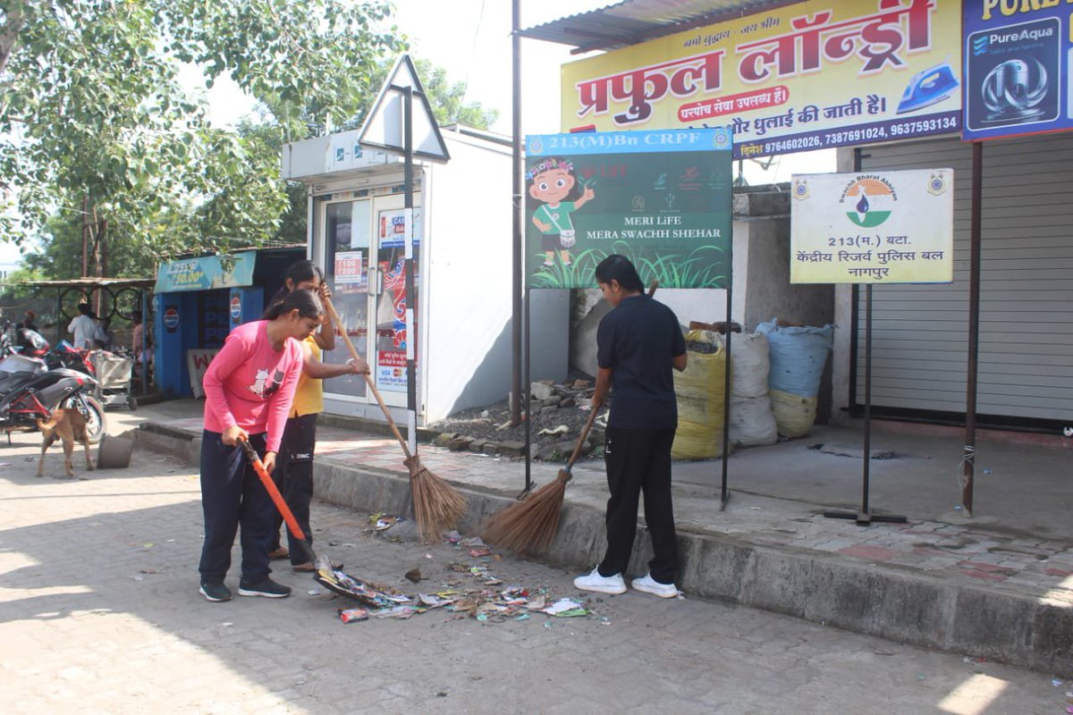 comdt213's tweet photo. Swachhata hi seva -2026, Cleanliness drive at Bhim Nagar Bus stand 
#SHS2026,#SWACHHTAHISEVA2026 
@SwachhBharatGov
@SwachhBharat
@MoHUA_India
@MoJSDDWS https://t.co/dPROWIHPYv