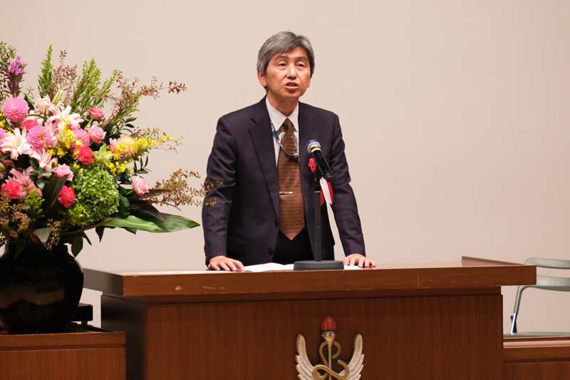 TUFS_PR's tweet photo. 【TOPIC】9月18日、2026年度9月卒業式・学位記授与式が行われ、学部学生11名、大学院博士前期課程21名、博士後期課程11名の計43名が卒業・修了しました。
#おめでとうございます #東京外国語大学 #tufs
https://t.co/GAM4hQedq5 https://t.co/sxCRd1Hedl