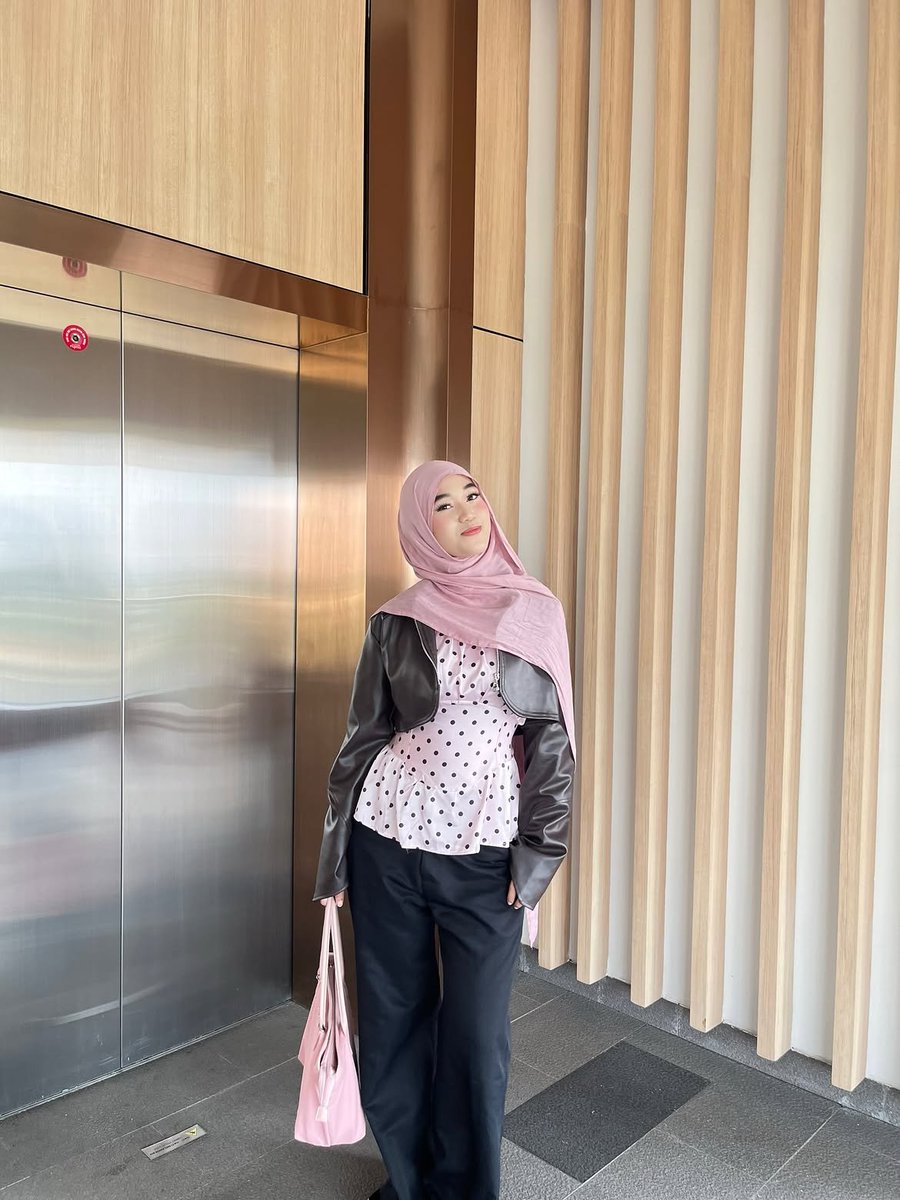tegal39700's tweet photo. CEK BIO BEB 😘
#availtegal 
#botegal 
#openbotegal https://t.co/8EA6jmwdPV
