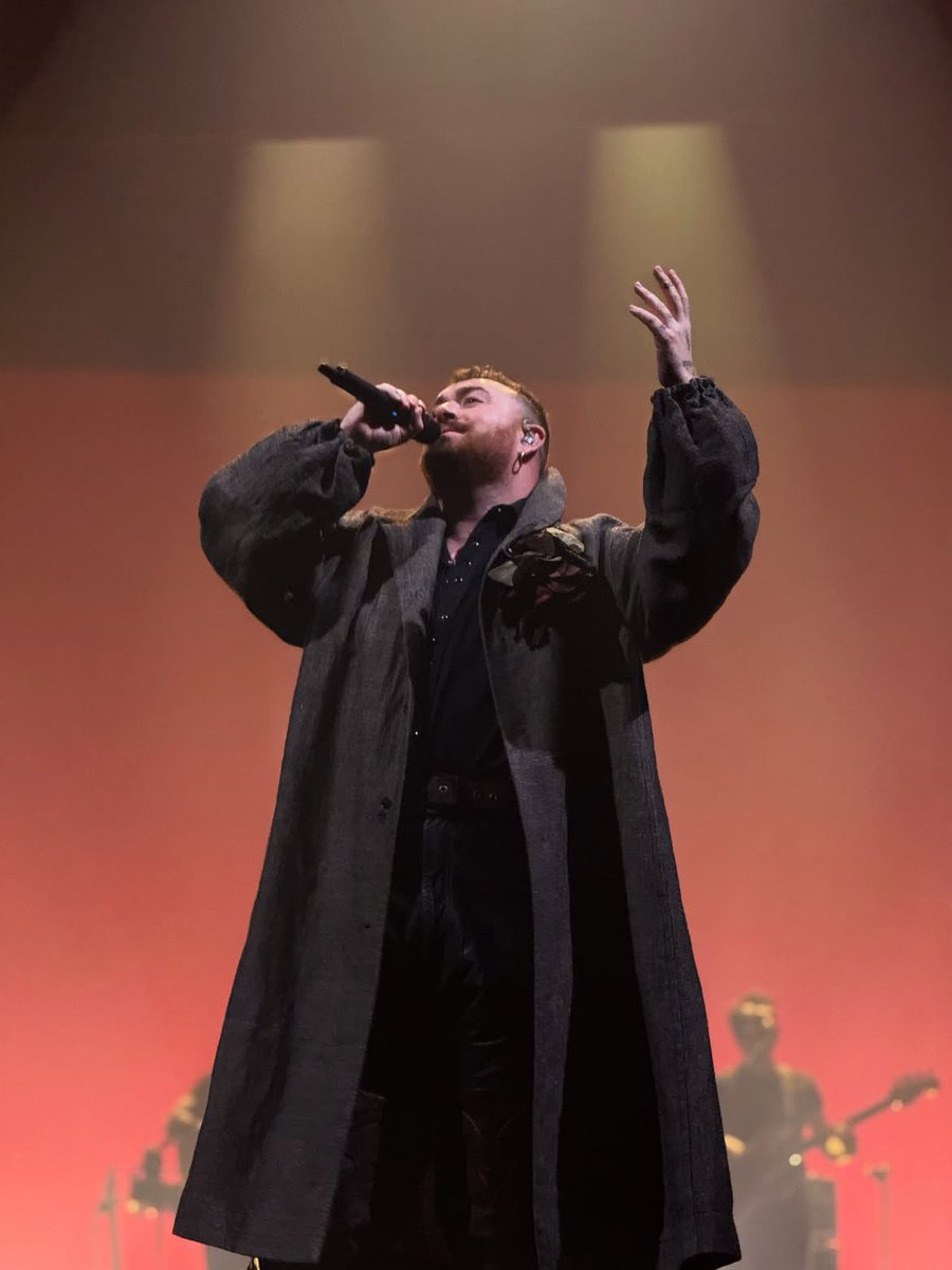 SmithChartuz6x's tweet photo. Sam Smith’s streamed albums on September 16th 2026 (Spotify)

1. In The Lonely Hour - (3,313,421)
2. Love Goes - (1,459,614) 
3. The Thrill Of It All - (689,264)
4. Gloria - (445,364)
5. Hazel Eyes - (243,524)

Total: 6,151,187 https://t.co/uTBNH8U2re