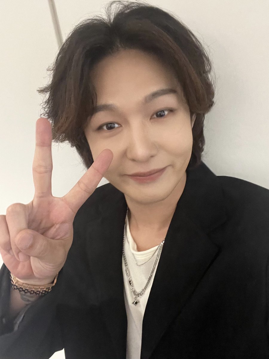 juangsunju1's tweet photo. #이창섭 스럽다 https://t.co/Q8R2QVIUfb